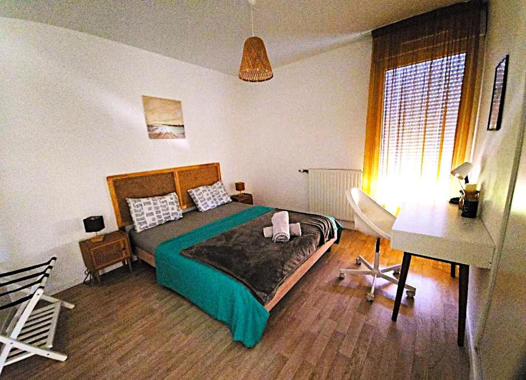 Superbe Appartement ,Proche De Paris, Dans Residence Privee , Ideal Familles, Parking Et Wifi Gratuits! ! ! Vitry-sur-Seine Zewnętrze zdjęcie